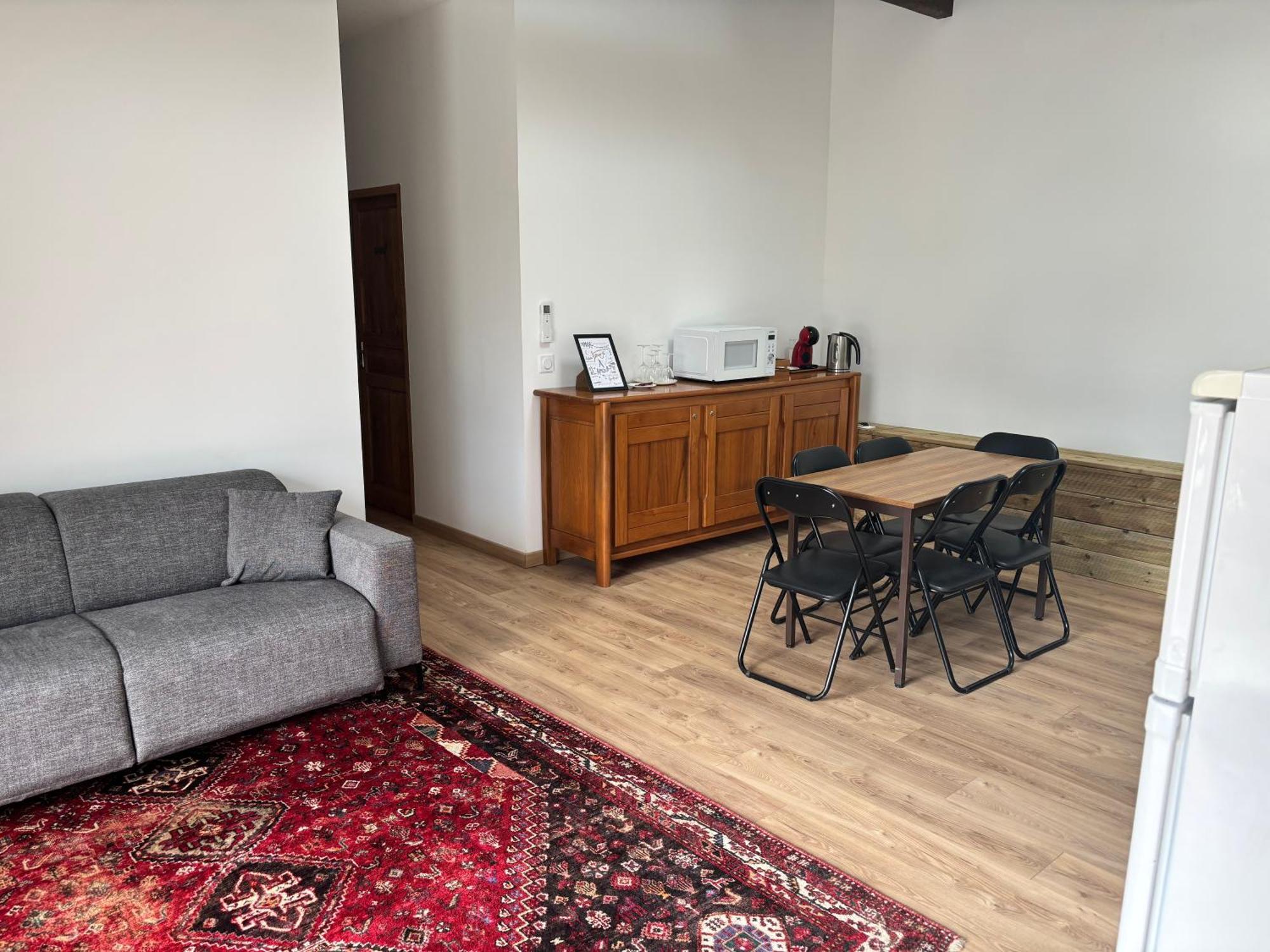 Fantastic Petit Beauval Saint-Sulpice-et-Cameyrac Exterior foto